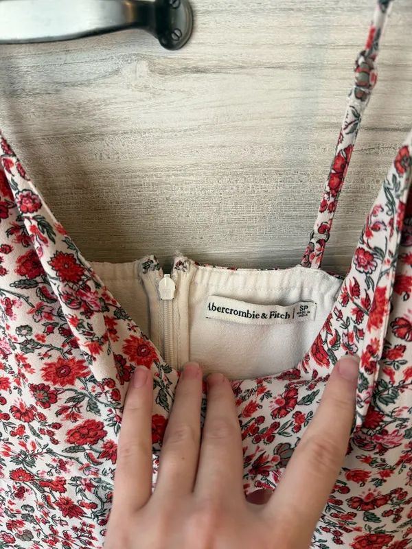 Abercrombie and Fitch dress - Image 2