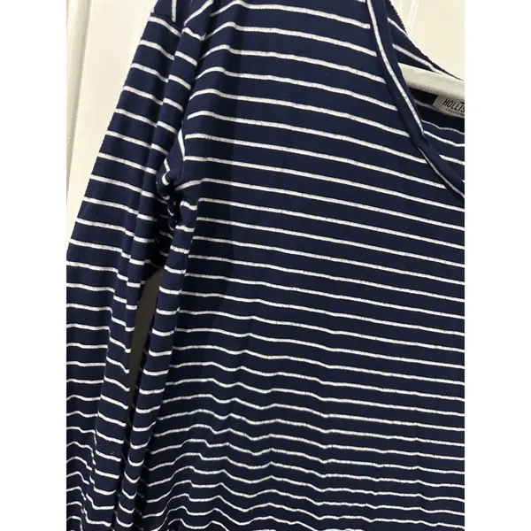 Hollister Womens Navy & White Striped Long Sleeve V-Neck Shirt Small Casual Top‎ - Image 4