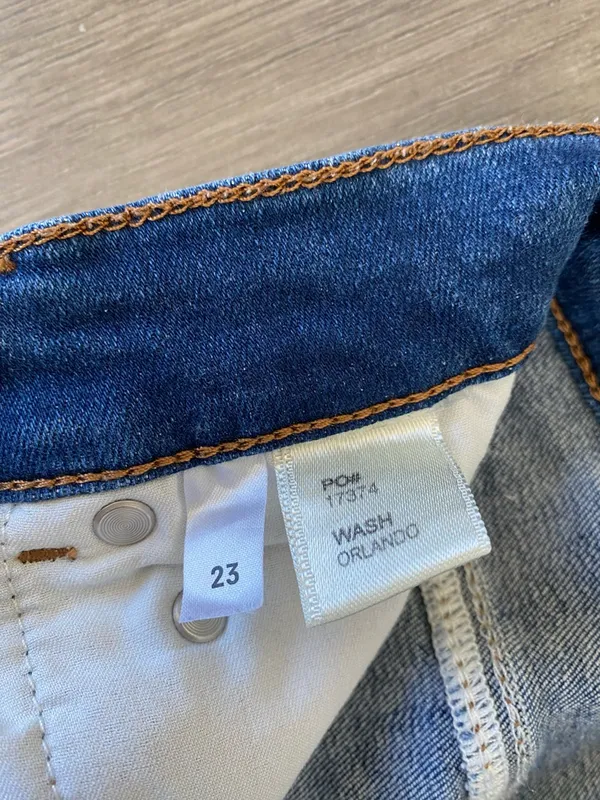 Reformation Dark Blue Jeans - Image 4
