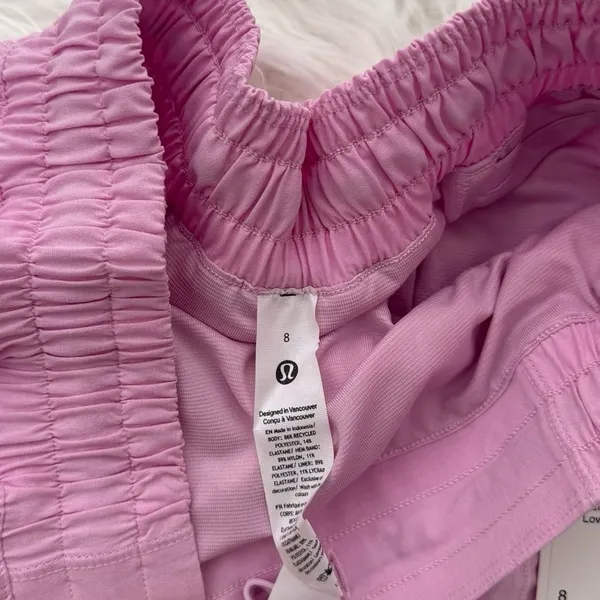 Lululemon Hotty Hot Low Rise Lined Short 2.5" Vita Pink Size 8 - Image 11