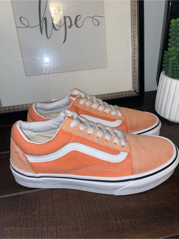 Vans Off The Walls Orange & White Low Top Old Skool Sneakers Size 7 NWOT - Image 2