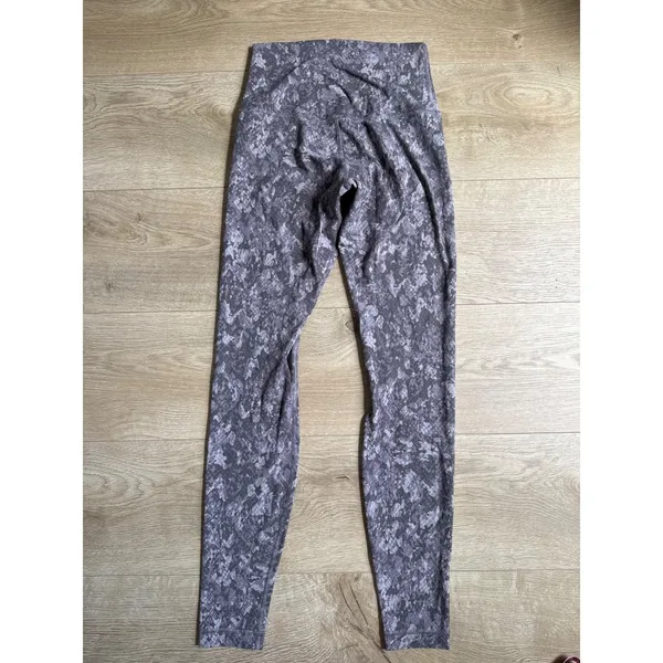 EUC lululemon Align High-Rise legging Hideaway Camo Lunar Rock‎ Multi print sz 4 - Image 2