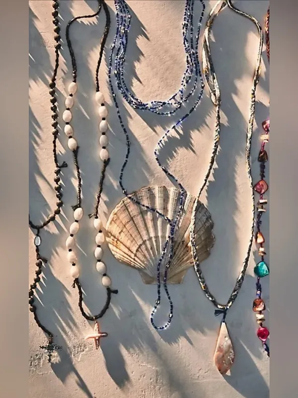 NWT FREE PEOPLE Summer Dive Necklace Blue Bead Layered 🌊🏝️ - Image 4