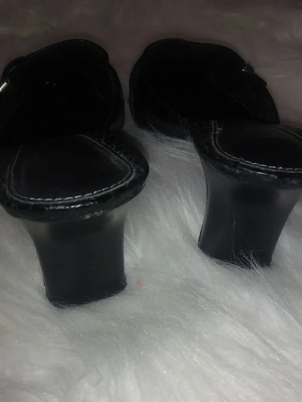 LifeStride 8M Classy Alligator Embossed Silver Buckle Mules Comfort Heels Shoe - Image 4