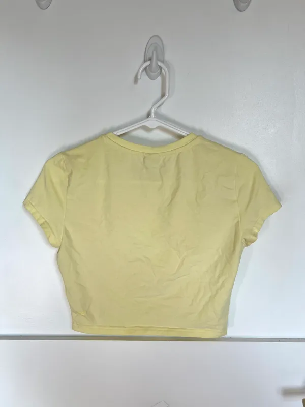 Aritzia TNA Cropped Tee - Image 2