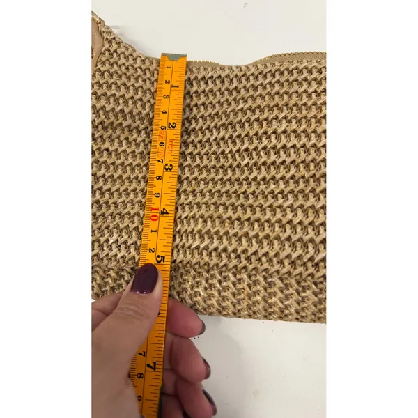 Tan Woven Straw Baguette Shoulder Bag Gold Chain Strap Raffia Style Bag - Image 7