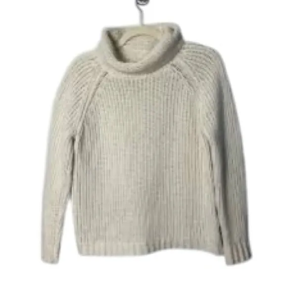 Banana Republic Merino Wool Blend Chunky Turtleneck Sweater Womens Small Oatmeal - Image 6