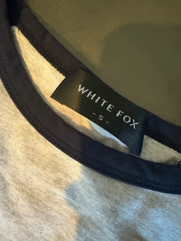 White fox cropped tee - Image 3