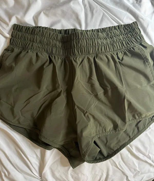 Aerie Olive Green Shorts - Image 4