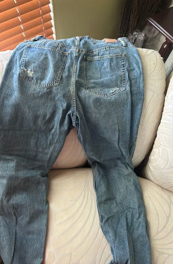 CRVY Jeans - Image 3
