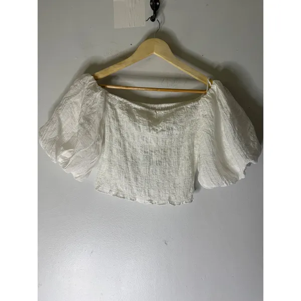 NWT H&M smocked puff short‎ sleeve crop blouse white boho festival cottagecore S - Image 2