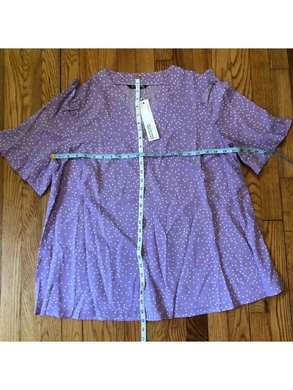 BLOOMCHIC NWT Polka Dot V Neck Ruffle Trim Blouse Lavendar - Size 12 - Image 3