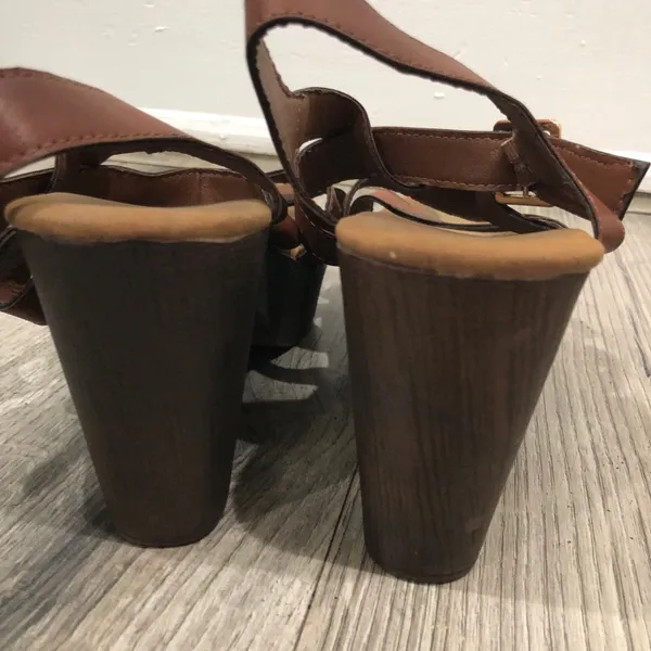 Top Moda Ankle Strap Buckle Platform Sandal Heels 7.5 Brown - Image 5