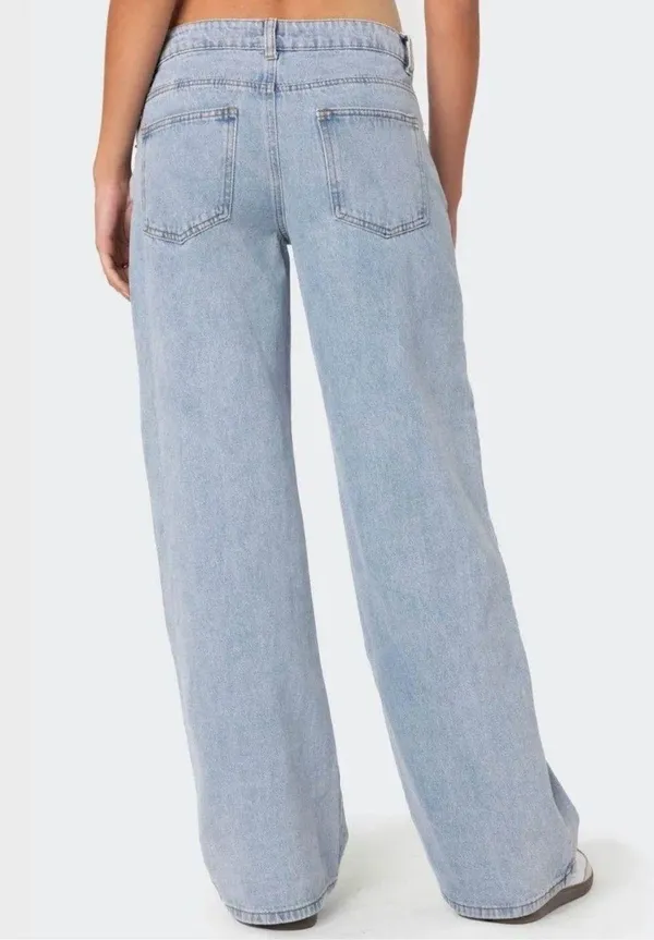 Low rise Light Wash Jeans - Image 2