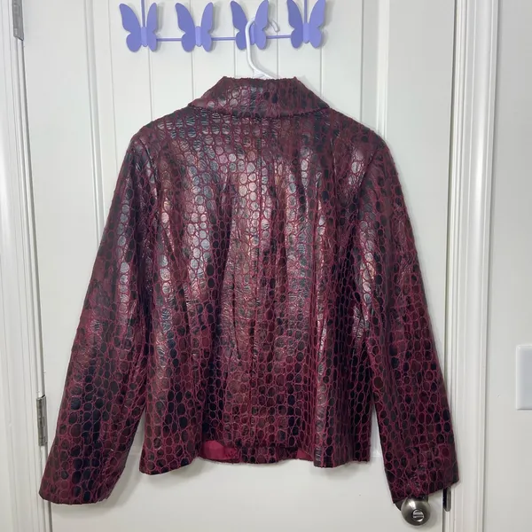 Vintage Birch Hill deep red delicate faux leather scale textured button‎ jacket - Image 7