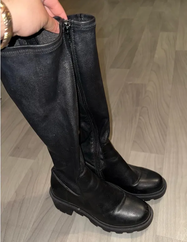 Steve Madden Boots - Image 4