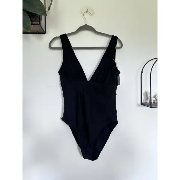 NWT Quince Black Italian Plunge One-Piece Swimsuit Size Large - Image 3