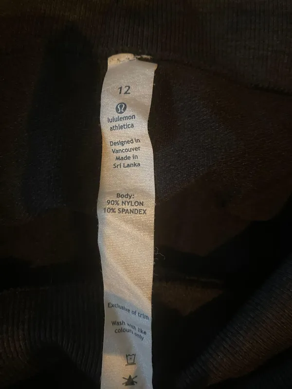 Lululemon Cropped Workout Pants - Image 4