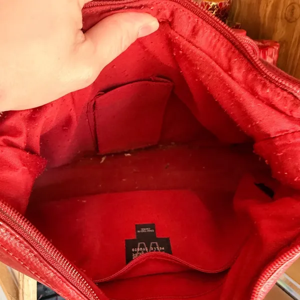 Wilsons Leather Pelle Studio Red Pebbled Leather Zip Shoulder Bag Purse - Image 4