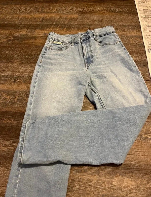 Calvin Klein Jeans - Image 2