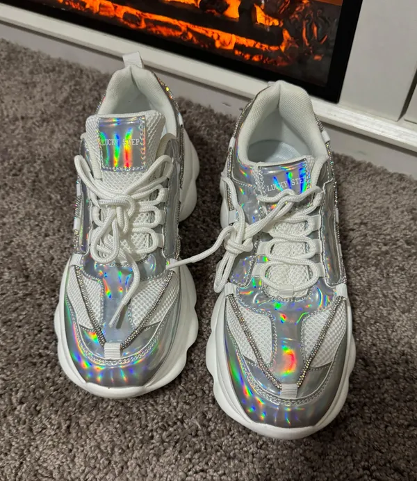 Max Rave Holographic rave sneakers - Image 3
