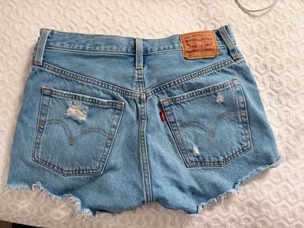 Levi’s 501 Shorts - Image 2