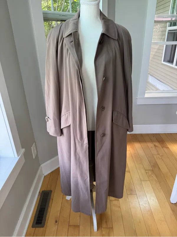Vintage Regent Park Khaki Belted Trench Coat with Warm Lining Size 10P - Image 2