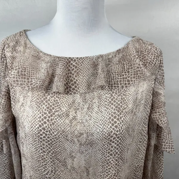Banana Republic Women Sz S Tan Snake Skin Print Long Sleeve Ruffle Boat Neck - Image 2