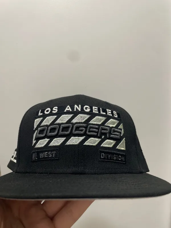 Myfitteds Los Angeles Dodgers size 7 1/4 new era fitted good condition - Image 2