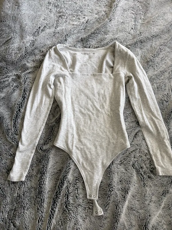 Abercrombie Heather Grey Bodysuit Long Sleeve - Image 2