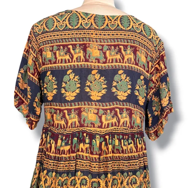Vintage 90s Rayon Elephant Camel Print Boho Crinkle Maxi Dress Eclectic Artsy - Image 5