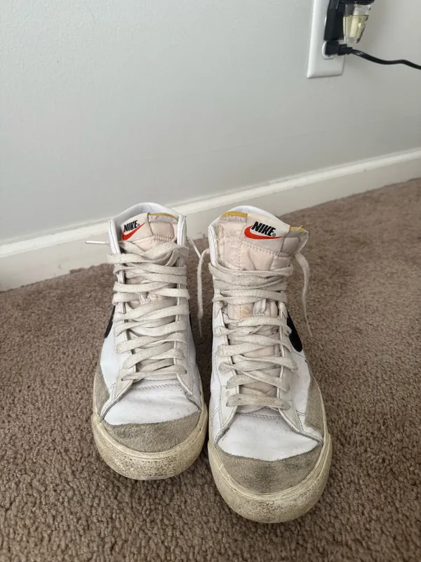 Nike Shoes - Image 3