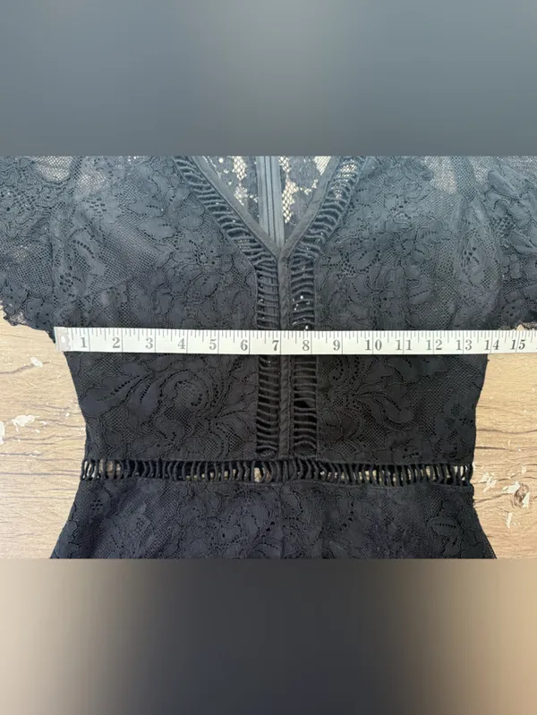 Lovers + Friends Josephine Black Lace‎ Short Sleeve Romper Size small - Image 5