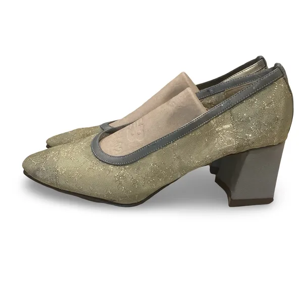 Pierre Dumas Gold Chunky Heels - Image 3