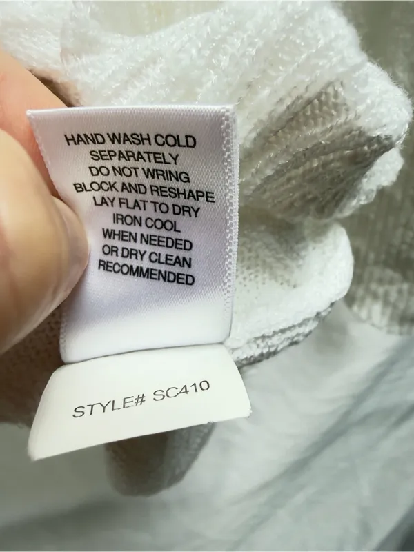 MICHAEL STARS button front cardigan with pockets in white size 1 or Medium - Image 10