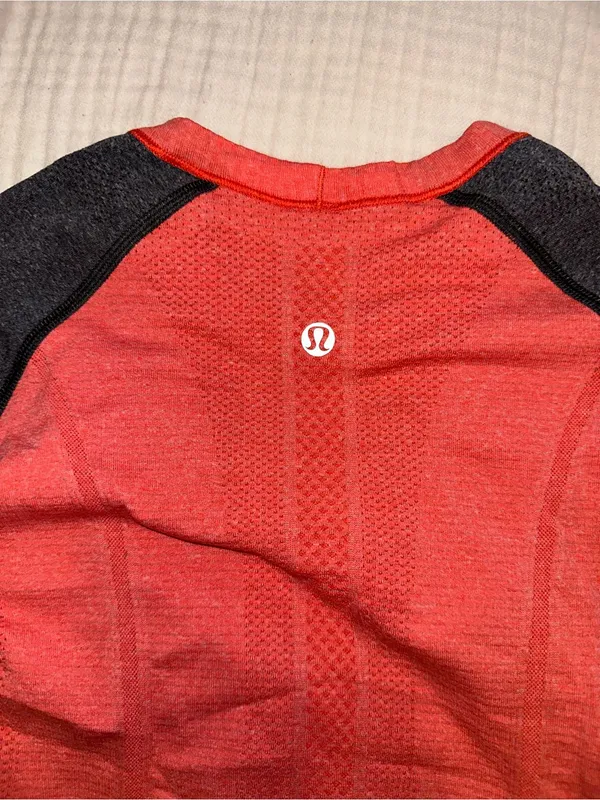 Lululemon Run: Swiftly Tech Long Sleeve Shirt size 4 - Image 5