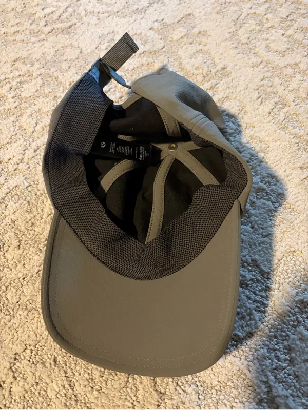 Lululemon hat - Image 2