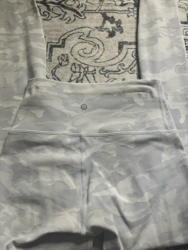 White Camo Lululemon Align Leggings 28" - Image 3