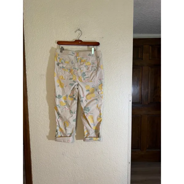 Chico's So Slimming Lemon Print Crop Cargo Pants 4 S Women Fruit Floral Casual - Image 14