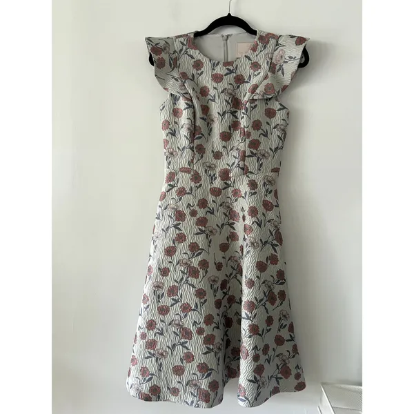 Gal Meets Glam Lola Dancing Daisy Floral Jacquard Dress - Image 3