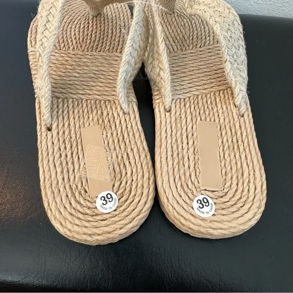 New. Braided Linen Flip Flops Summer Beach Sandals - Image 4