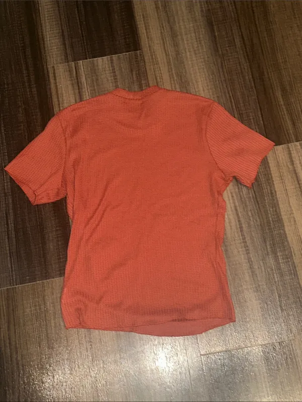 Women’s Burnt Orange Waffle-Knit Short-Sleeve Shirt - Image 3