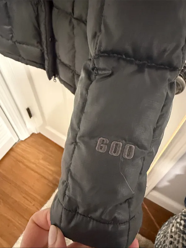 The North Face Women’s Dark Gray Quilted Down Puffer Coat - Image 3