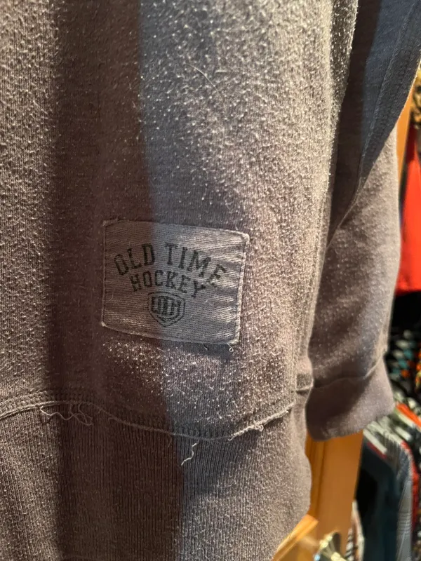 Chicago Blackhawks Sweatshirt - Image 4