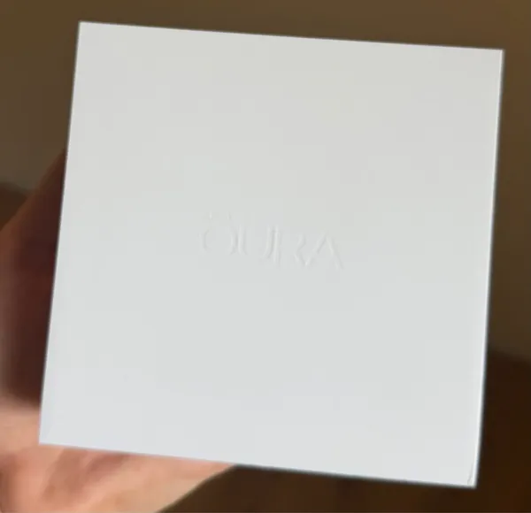 GOLD Oura Ring 4th Generation size 8 - Image 5