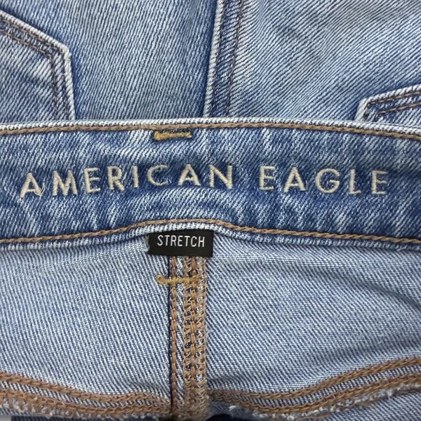 American Eagle Mom Jean Shorts Medium Wash Denim Boho Distressed Frayed Size 00 - Image 6