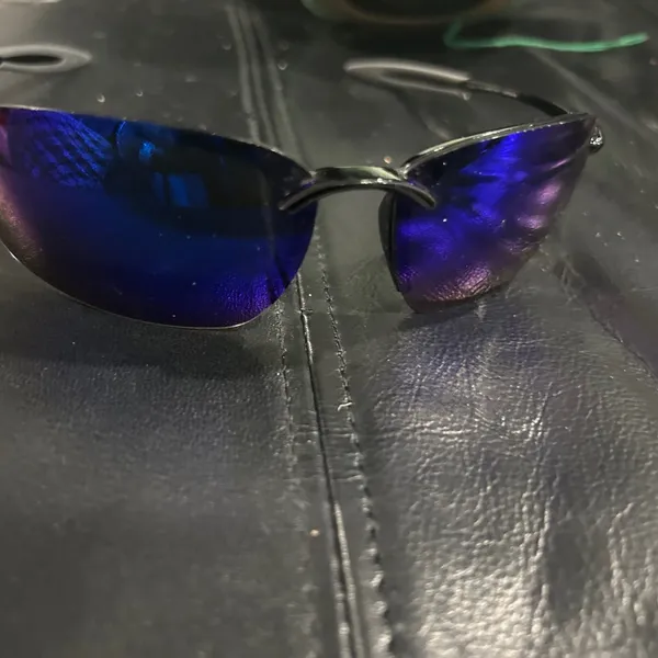 Stylish Black and Blue polarized Sunglasses unisex - Image 7