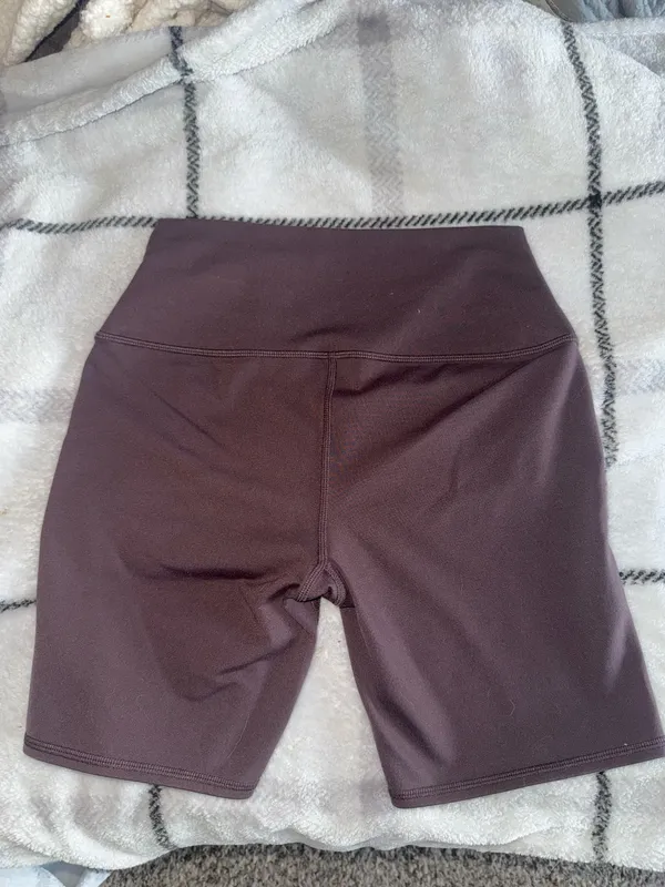 Alo Biker shorts - Image 2