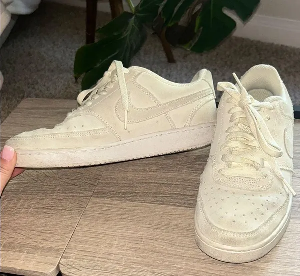 Nike Cream Casual Sneakers - Image 2