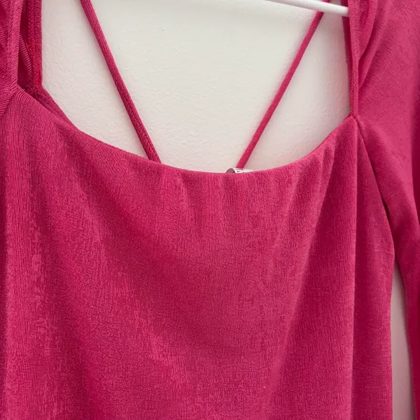 lucy in the sky shantelle dress in hot pink - Image 4